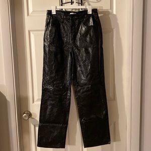 Good American 90s Textured Vinyl Pants Size 6!